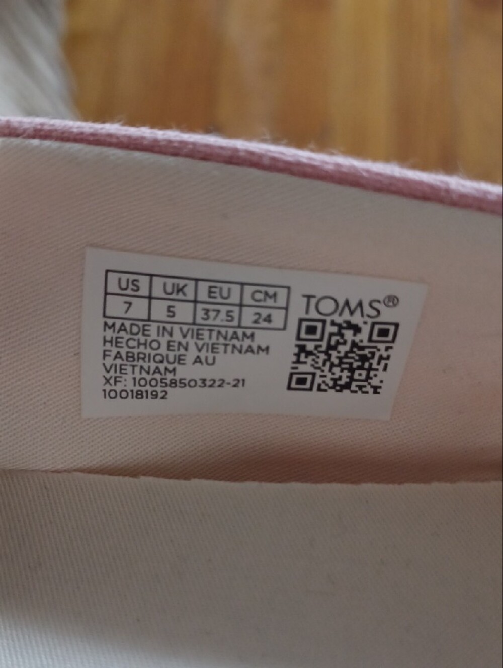 Toms Pink Canvas Slip-On Flats - Picture 6 of 16